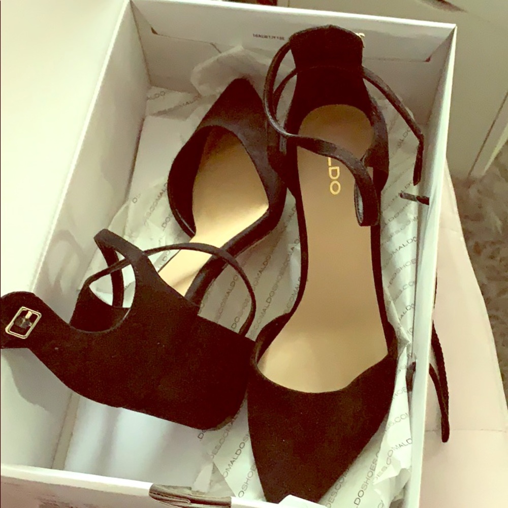 Low Heeled shoes